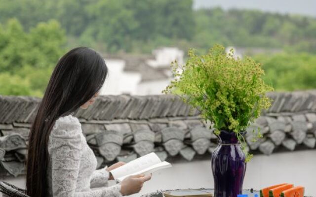 Simayi Kanshan Travel Art Inn Hongcun Village