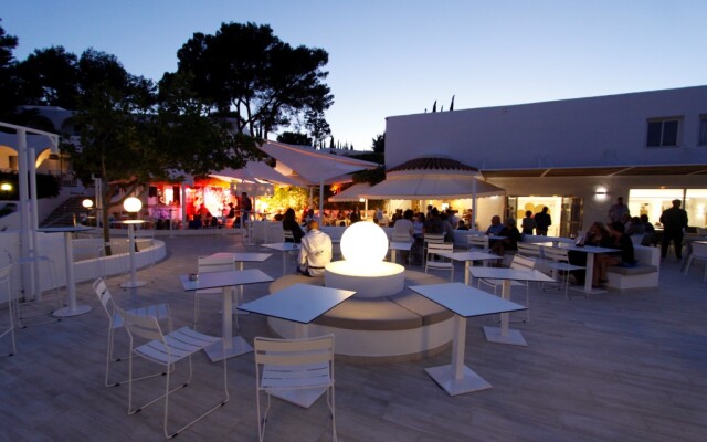 Club Portinatx