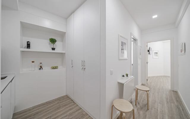 Drapes Design Apartments I by An Island Apart