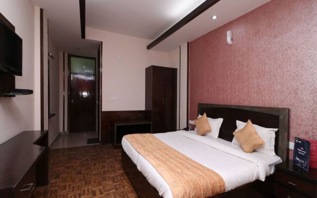 OYO 7547 Hotel Burans Residency