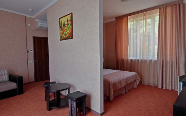 Голден Хиллс