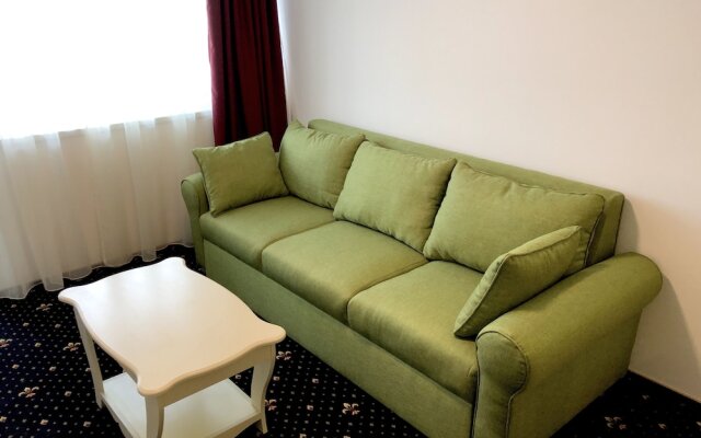 Agora Hotel