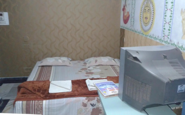 Jag Niwas Guest House – Guest Rooms – Udaipur