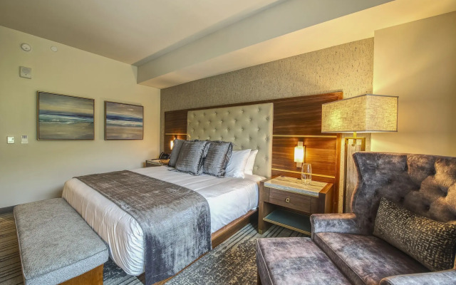 Legacy Resort Hotel & Spa