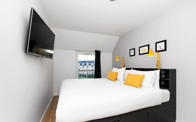 Staycity Aparthotels, Near Disneyland® Paris