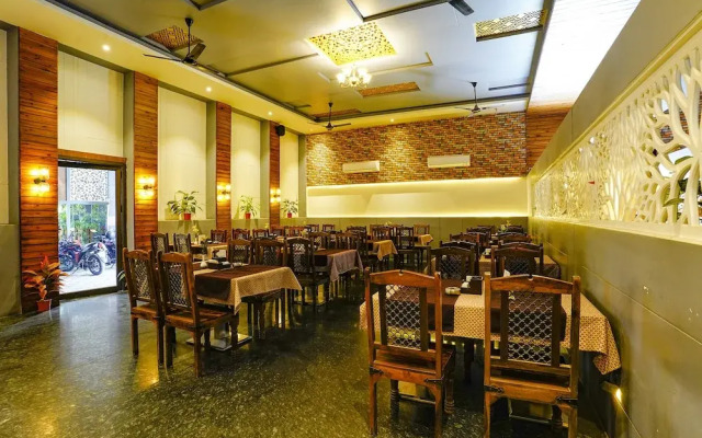 Fabhotel Prime Hangout