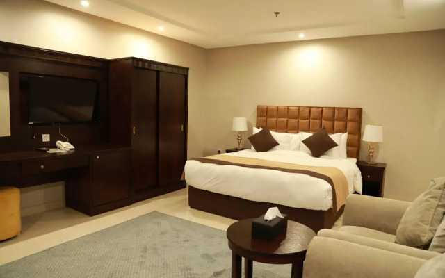 Yan Apartments Hotel