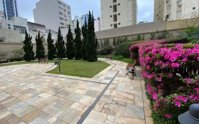 Comfort Flat Pinheiros em Hotel 4,5 estrelas