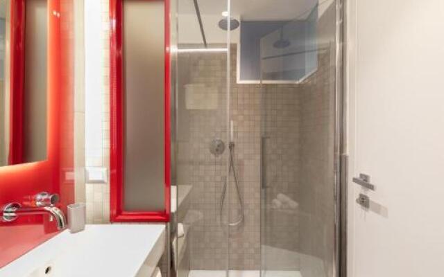 Living RHome - Condotti Apartment