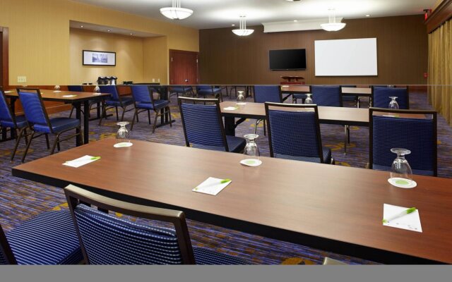 Courtyard by Marriott Pittsburgh Greensburg