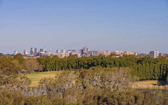 Luxury Skyrise 2bed2bath APT in Olympic Park