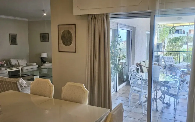 24 NIC - Stay Charm Classic Apartment