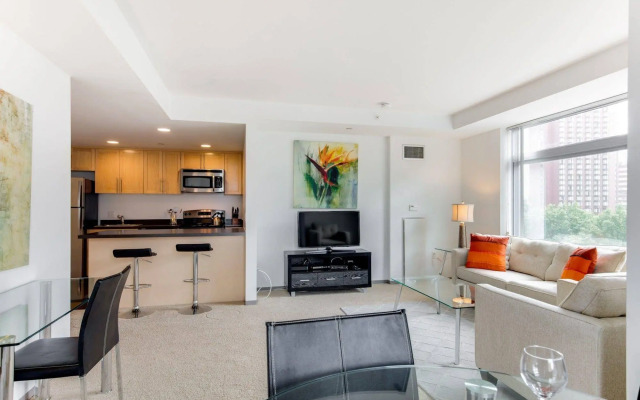 Global Luxury Suites at Kendall West