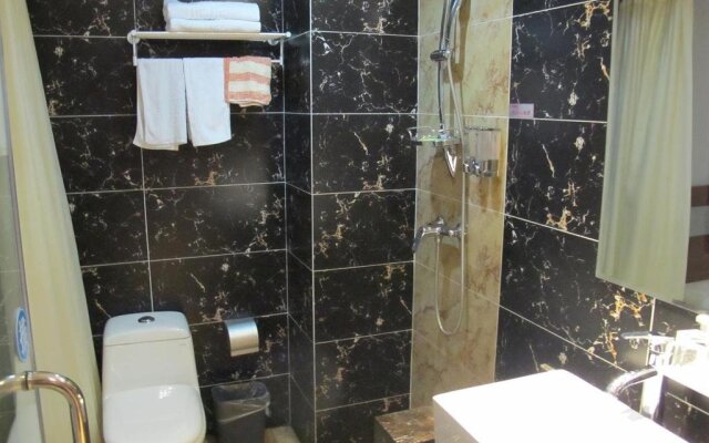Yichang Haifeng Hotel - Wangjiahe