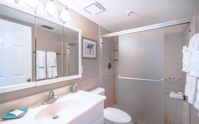 Pointe Condo 201 - Two Bedroom Condo