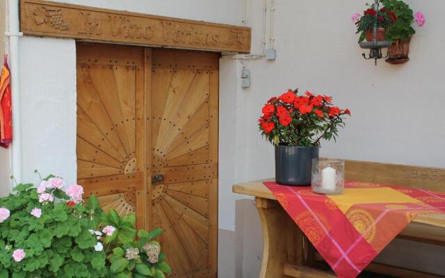 No. 73 - Idylle im Rebenmeer