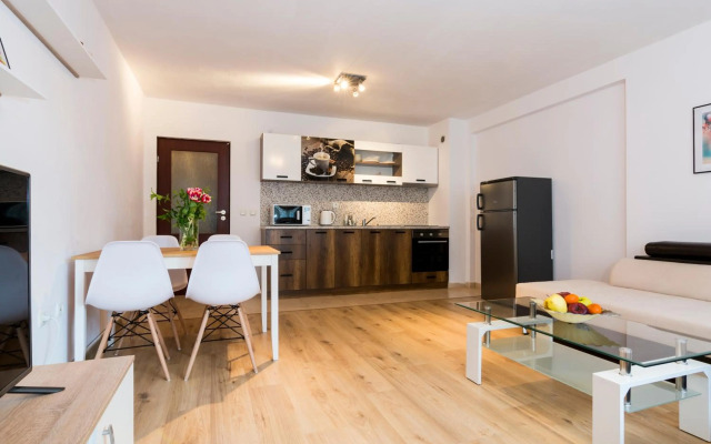 Ibar Apartment & Garage