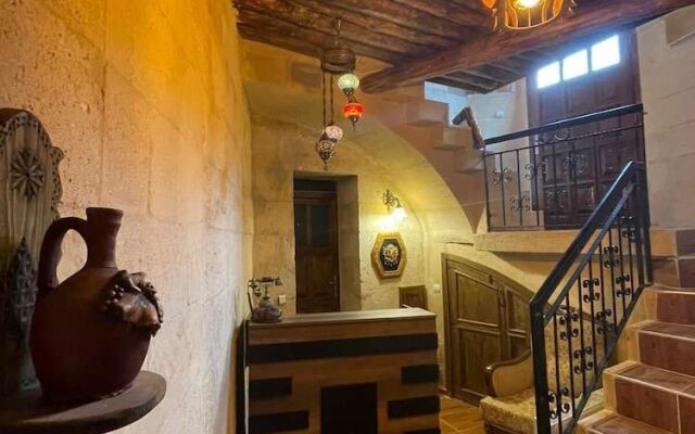 Bella Vista Stone House