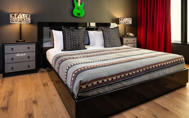 Moxy Madison Downtown
