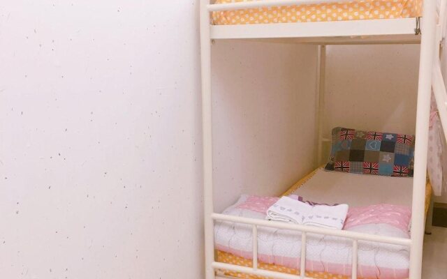 Laon Guest House - Hostel