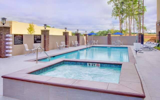 Hampton Inn & Suites Tyler-South