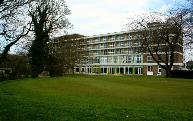 Humber Royal Hotel