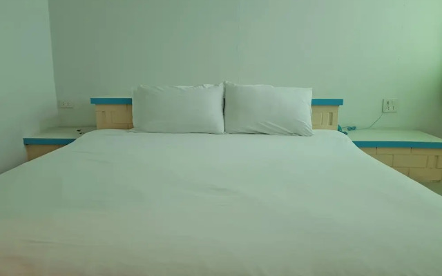 Prachuap Saam Ao Hotel