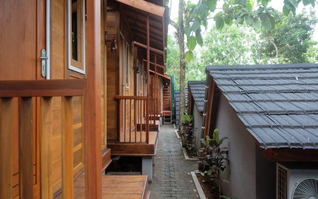 Urbanview Villa Lukulo Kebumen by RedDoorz