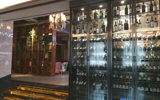 Enjoy Sun Hotel (Hefei Railway Station North Square)