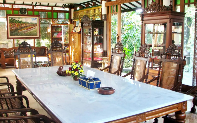 Balai Melayu Hotel