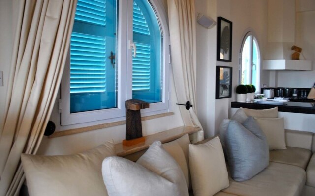 Villa Alex by Amy Villas