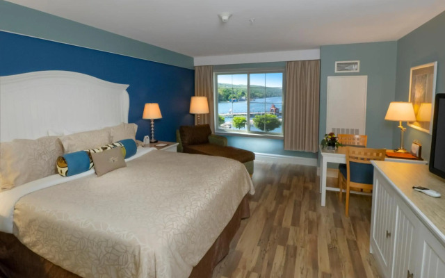 Watkins Glen Harbor Hotel