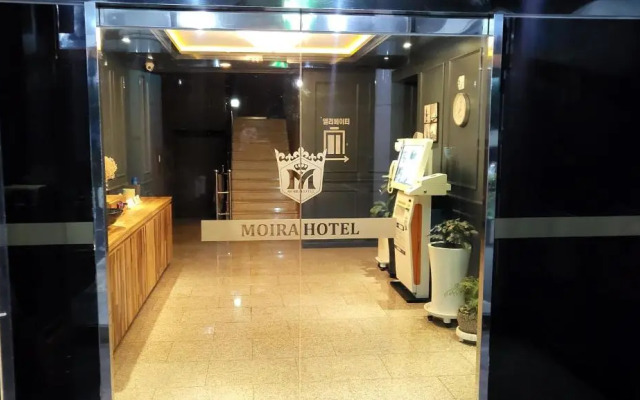 Silver Harbor Apartments. 2 Bedroom fully furnished