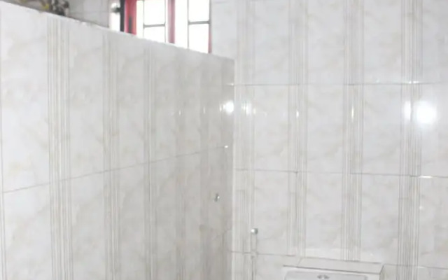 Pacific Paradise Suites