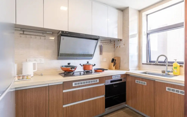 Locals Boutique Apartment Qianshan No5
