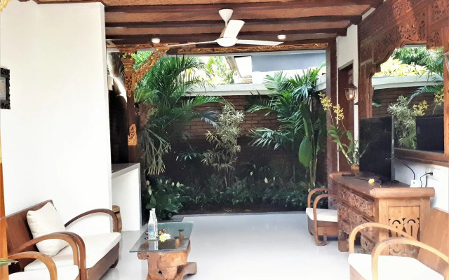 The Calmtree Bungalows