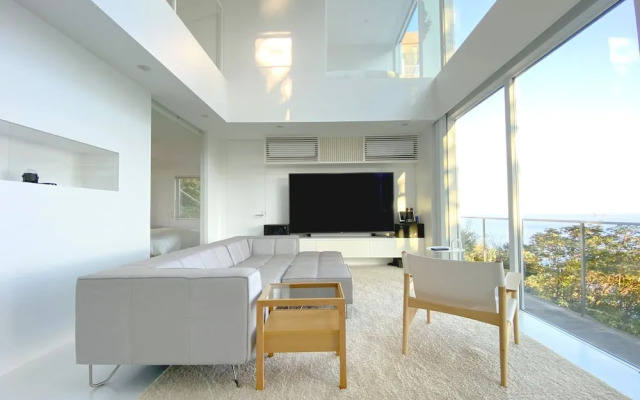 Atami Hamada House