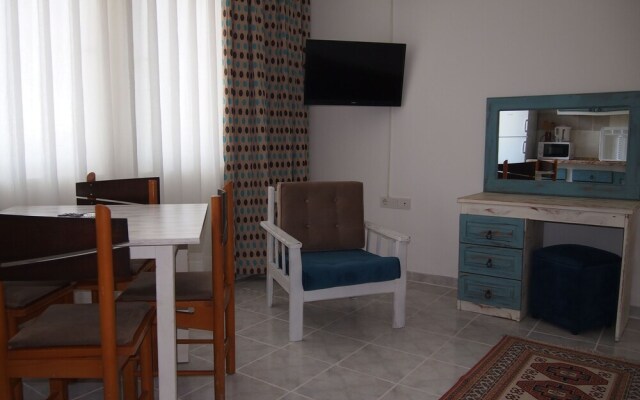 Ozcem Apart Hotel