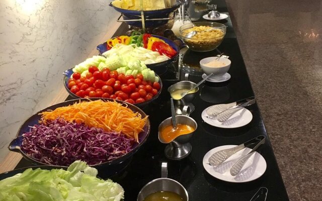 Hua Hin Grand Hotel And Plaza