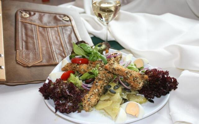 Gasthaus - Gästehaus Schusterbauer