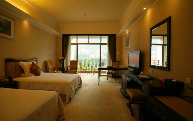 Guangzhou Phoenix City Hotel