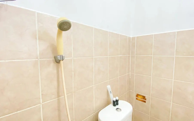 Homey And Modern 2Br At Green Bay Pluit Apartment