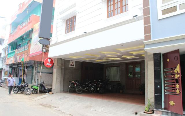 OYO 4593 The Park Royal