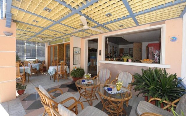 Sirena Apartments