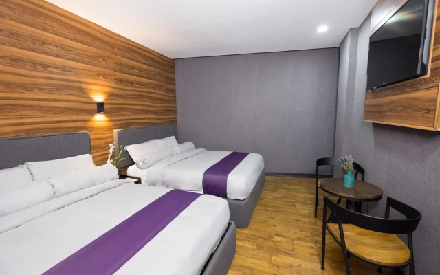 Axiaa Hotel