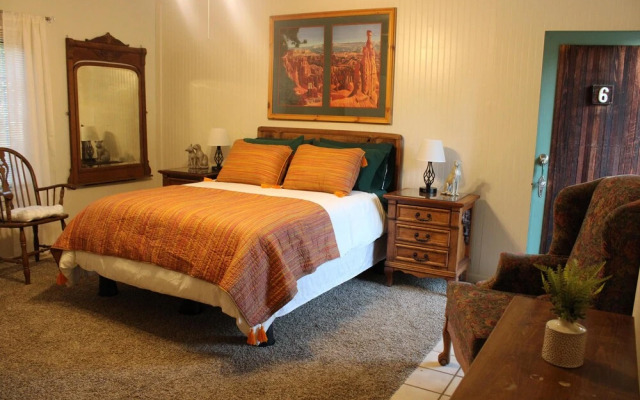 The Bonnie Inn Unit 6