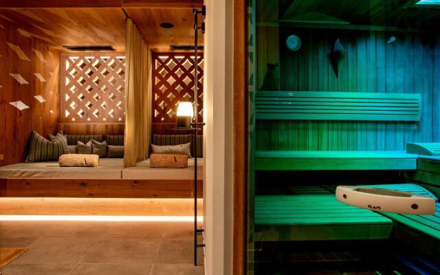 Hotel Alpendorf