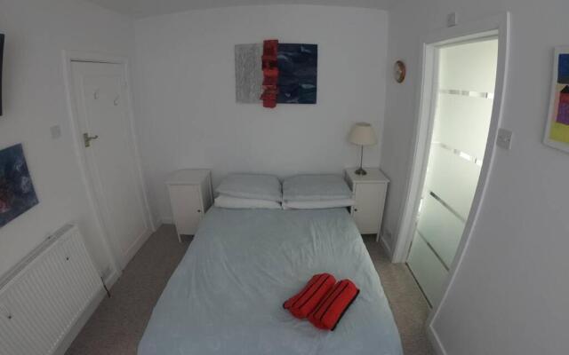 Seven Seas Beach Retreat Studio Flat