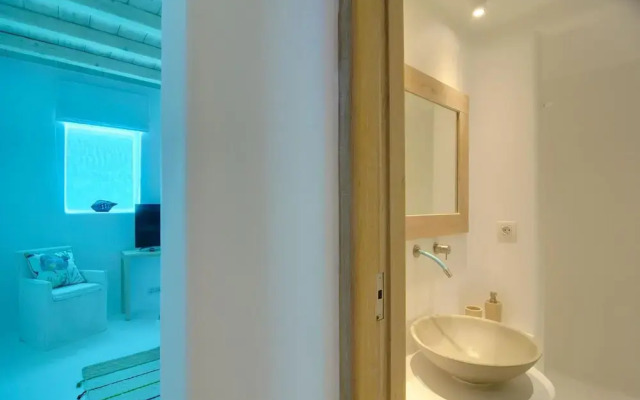 Luxury Key Mykonos 7 Bed Villa Rosella Pouli
