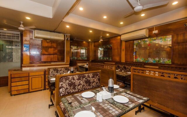 Hotel Mina International